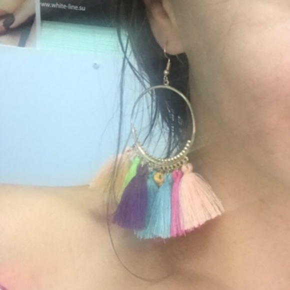 Bohemian Tassel Fashion Earrings/Multi color. - Picture 3 of 6